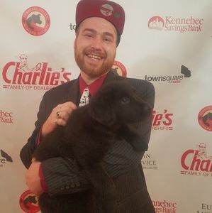 Meet your Posher, Robert